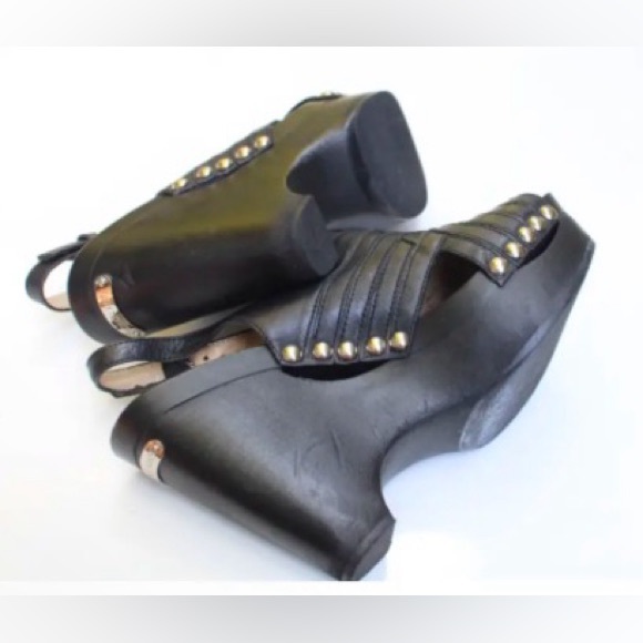 Michael Kors Leather Wedge Sandals - Picture 4 of 9